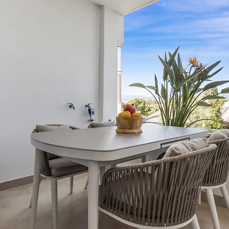 Apartmán Penthouse Mirador Del Rodeo 1-1 *