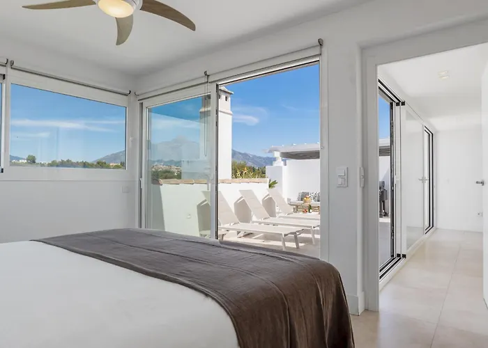 Penthouse Mirador Del Rodeo 1-1 アパート